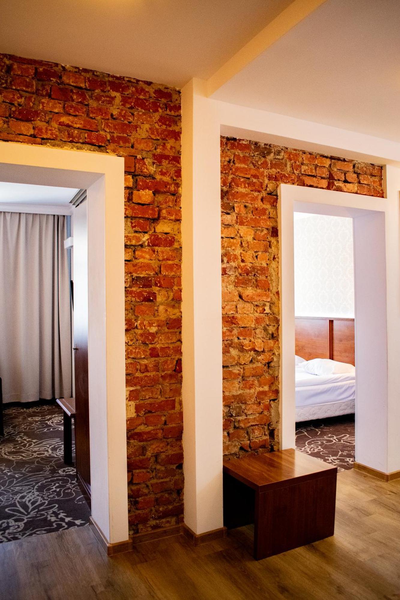 Hotel Pruski Orneta Ngoại thất bức ảnh